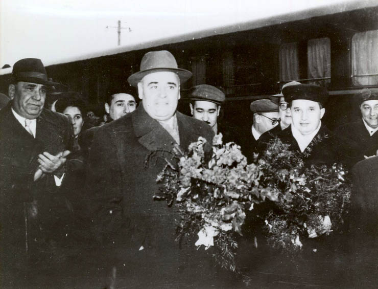 11 martie 1960. Conducători de partid la sosirea în oraşul Cluj pentru a participa la lucrările Conferinţei Regionale a P.C.R. (11 martie 1960)