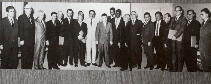 Delegaţii ale P.C. din Orientul Apropiat şi Mijlociu care au participat la lucrările celui de-al IX-lea Congres al P.C.R. (iulie 1965)