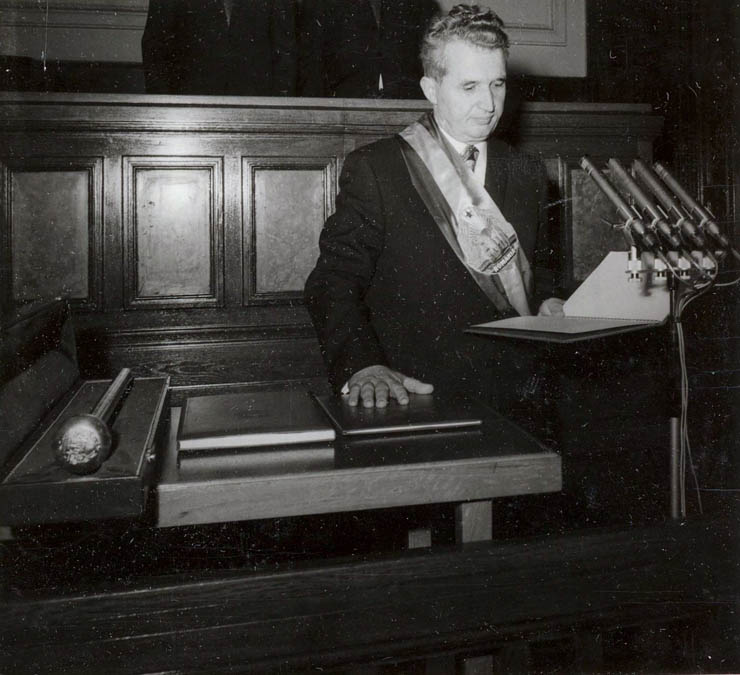 Aspecte de la alegerea primului preşedinte al R.S.R., Nicolae Ceauşescu, secretar general al P.C.R. (29 apr.1974)