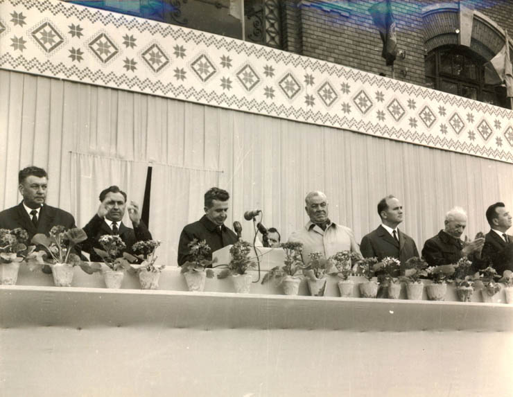 Aspecte din timpul vizitei conducătorilor de partid şi de stat în regiunea Ploieşti, oraşul Rm. Sărat. (11-13 mai 1967) 