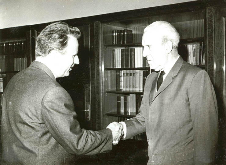 Petre Blajovici, vicepreşedintele Consiliului de miniştri, a primit pe sir Alexander Mac Tarquhor, subsecretar O.N.U. (24 mai 1967)