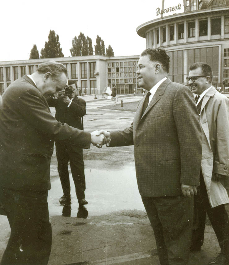 Aspecte de la sosirea în ţara noastră a vicepreşedintelui Cehoslovaciei, Otokar Simunek. (12 iunie 1967)