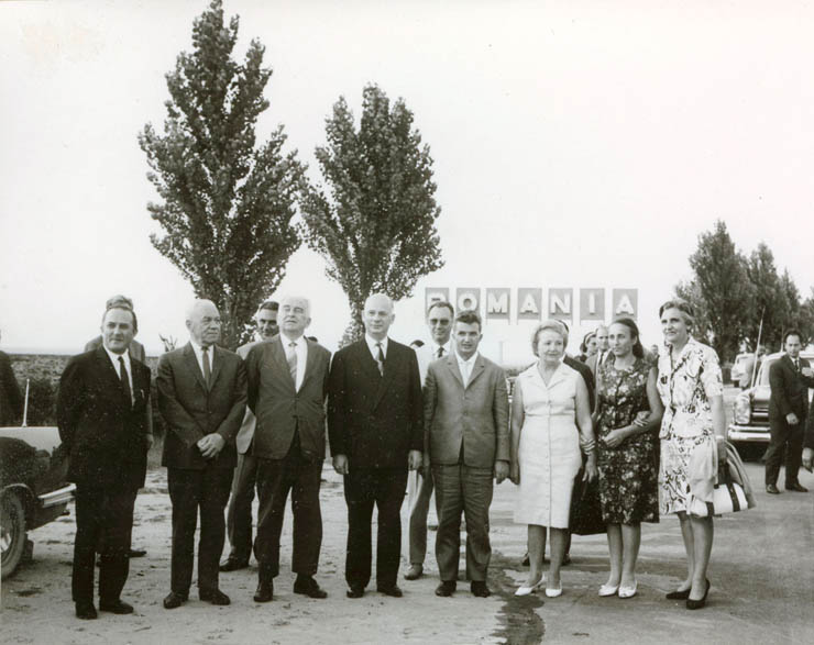 Sosirea în ţara noastră, la invitaţia lui Nicolae Ceauşescu, a lui Waldek Rochet, secretar general al P.C. Francez. (14-17 august 1967)