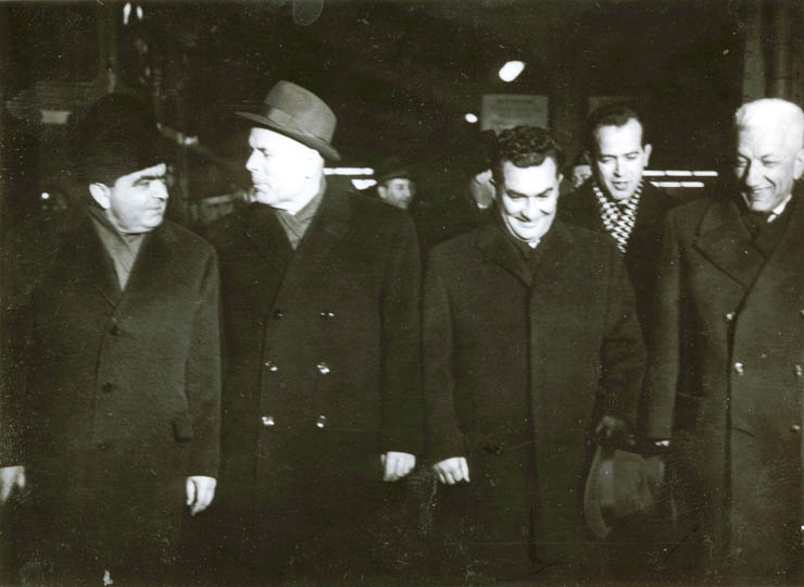 Paul Niculescu-Mizil la plecarea spre Budapesta, unde, la invitaţia P.M.S.U., va face o vizită de prietenie.(18 ianuarie 1968)