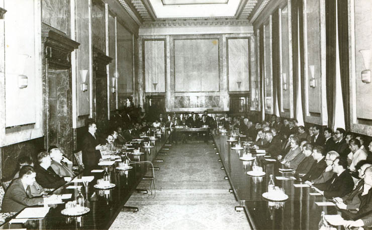 Întâlnirea lui Nicolae Ceauşescu, Ion Gh. Maurer, L. Răutu şi P. Niculescu Mizil cu reprezentanţii intelectualităţii maghiare din România. (27 iunie 1968)