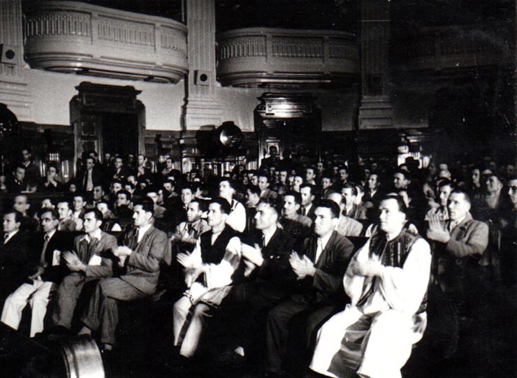 Un aspect din sala Marii Adunări Naţionale unde au avut loc lucrările Primului Congres al Sindicatelor Uniteîntre 20-30 ianuarie 1945.(20 – 30  ianuarie 1945)