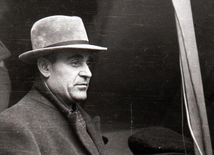 Gh. Gheorghiu Dej, vorbind la mitingul  de la atelierele C.F.R. Griviţa Roşie, cu prilejul împlinirii a 12 ani de la marile bătălii de clasă din februarie 1933.(februarie 1945)