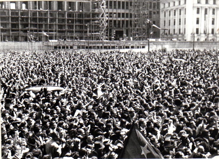 Aspecte de masă de la manifestaţia de 10 Mai 1945.(10 mai 1945)