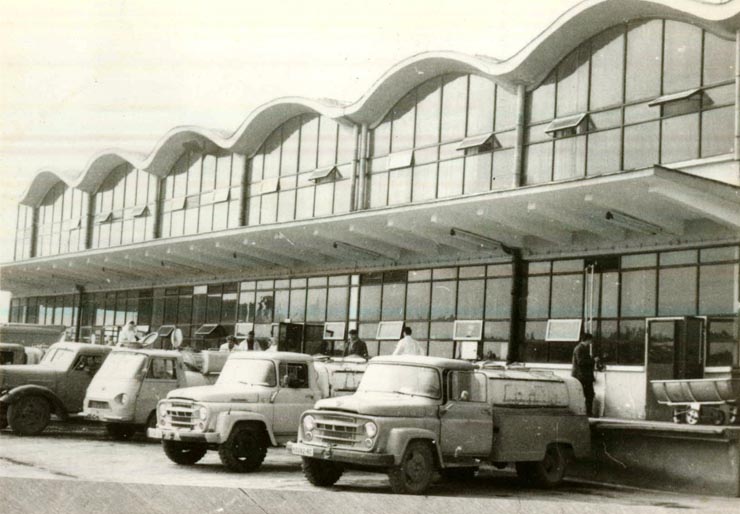 Combinatul de industrializare a laptelui Bacău.(1970)
