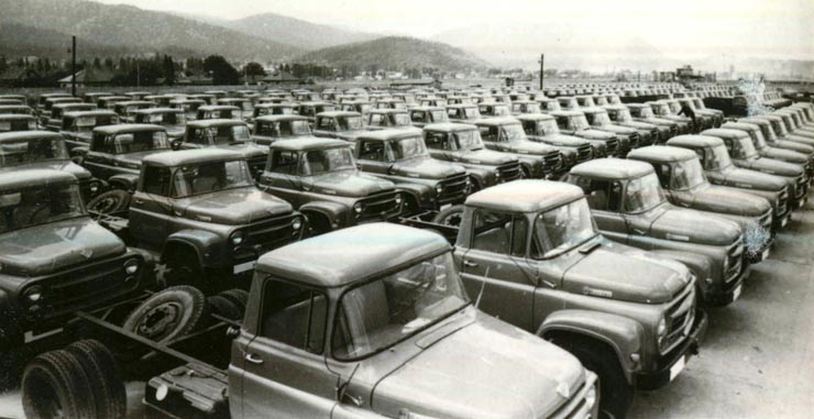 Uzinele de autocamioane Braşov.(1970)