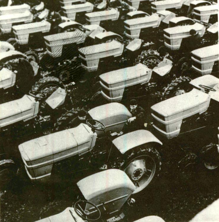 Uzinele Tractorul din Braşov – un nou tip de tractor românesc.(1970)