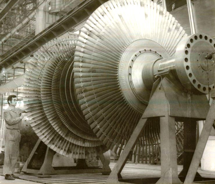 Intreprinderea de maşini grele Bucureşti, (Agregat).(1979)