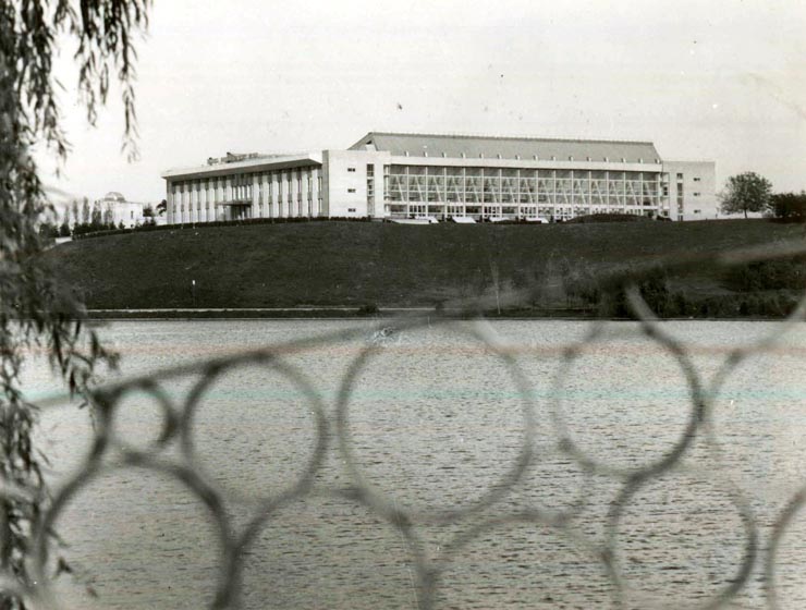 În imagine: Palatul Sporturilor şi Culturii din Bucureşti.(f.a.)