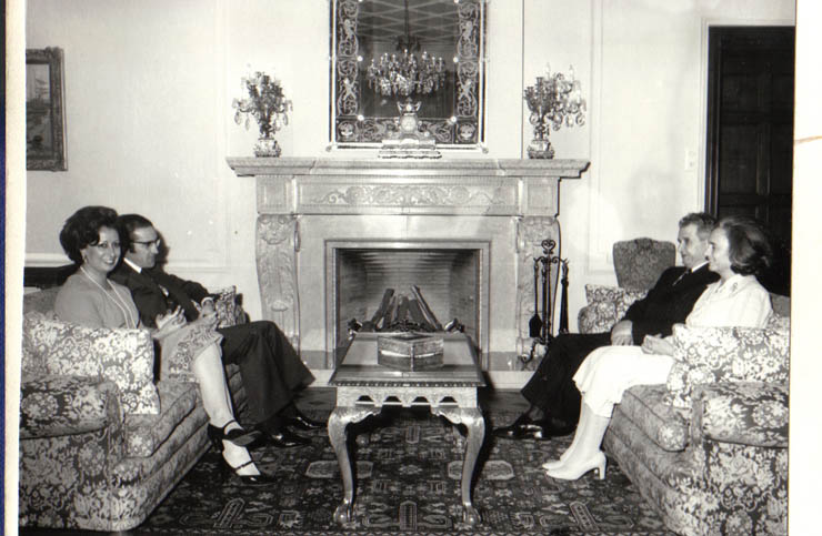 La invitaţia preşedintelui Nicolae Ceauşescu şi a Elenei Ceauşescu, preşedintele Republicii Portugheze, generalul Antonio dos Santos Ramalho Eanes împreună cu d-na Maria Manuela Ramalho Eanes,  au efectuat, între 20-23.III.1979, o vizită oficială în România. În timpul întâlnirii din 22.III.(20-23.III.1979).