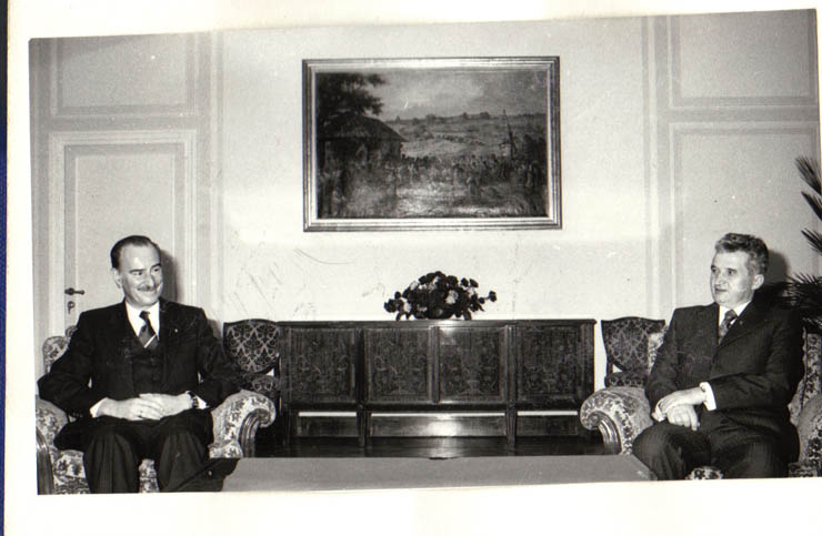Preşedintele Nicolae Ceauşescu , a primit pe Christoph A. van der Klaauw, ministrul afacerilor externe al Regatului Ţărilor de Jos, care efectuează o vizită oficială în ţara noastră. La primire a luat parte  Ştefan Andrei - ministrul afacerilor externe. (27.III.1979).