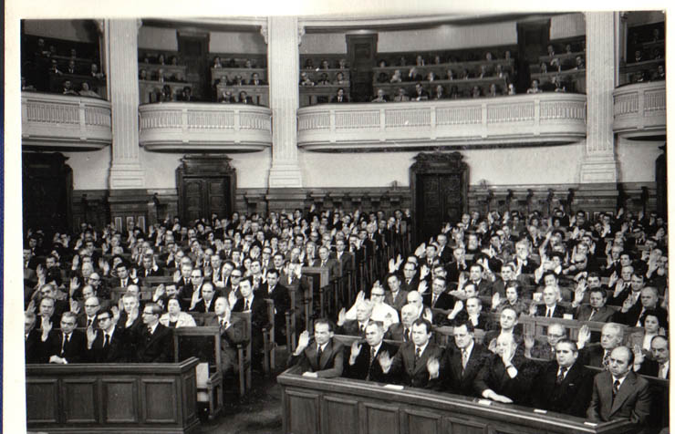 Aspect de la lucrările sesiunii a IX-a a celei de-a VII-a legislaturi a Marii Adunări Naţionale.  (30.III.1979)