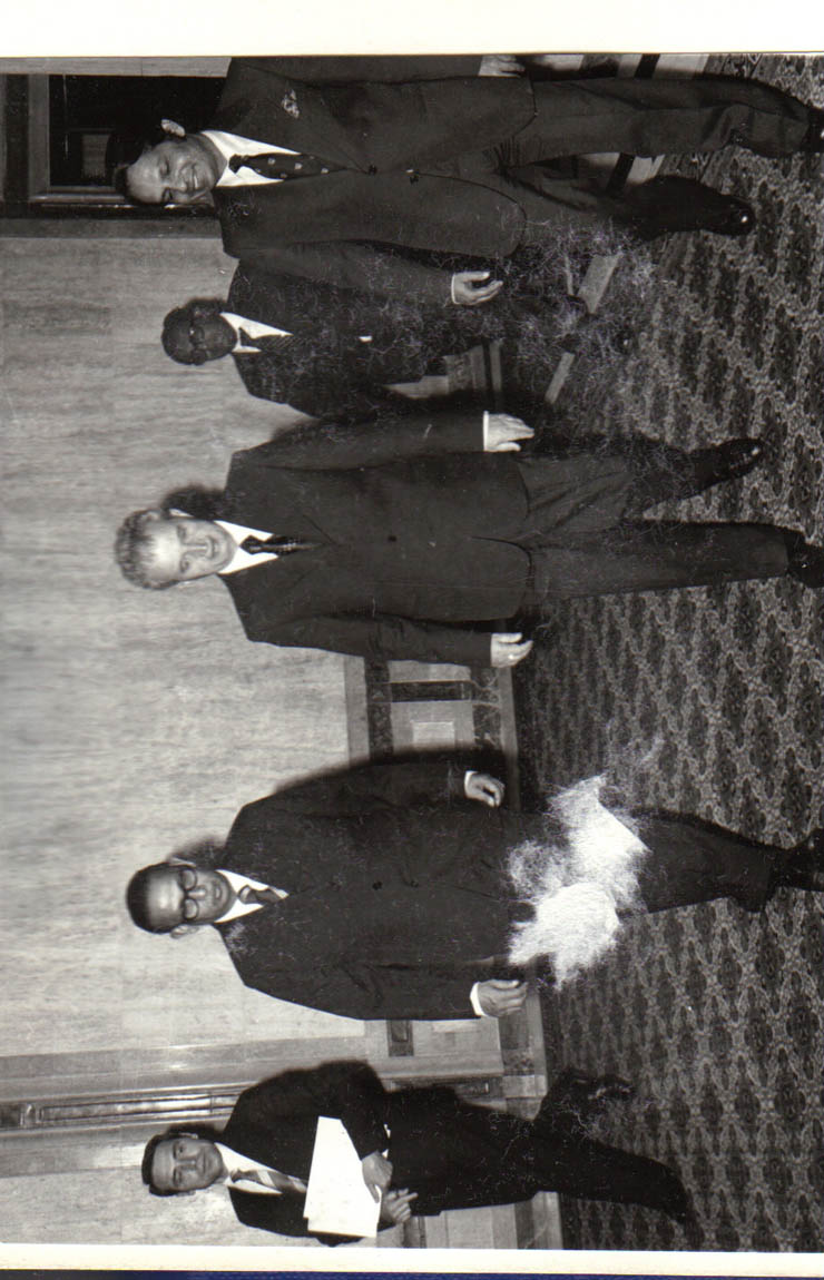 Aspect de la primirea de către preşedintele Nicolae Ceauşescu, a preşedintelui Marii Adunări Naţionale a R.P. Bangladesh, Mîrza Golam Hafiz, care face o vizită în ţara noastră, la invitaţia M.A.N.(27.IV.1979.)