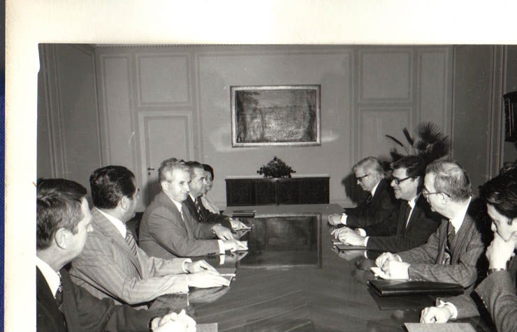 Nicolae Ceauşescu, secretar general al P.C.R, preşedinte al R.S.R., a primit delegaţia Partidului Socialist Italian condusă de Pietro Longo, secretar general al partidului, care, la invitaţia C.C. al P.C.R., face o vizită de prietenie în ţara noastră. (3.V.1979).