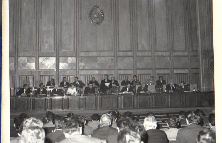 Aspect de la consfătuirea de lucru de la C.C. al P.C.R. cu primii secretari, secretari cu probleme economice, secretarii cu probleme agrare ai comitetelor judeţene de partid, directorii direcţiilor judeţene pentru agricultură şi industrializarea produselor agricole. (16-17.V.1979).