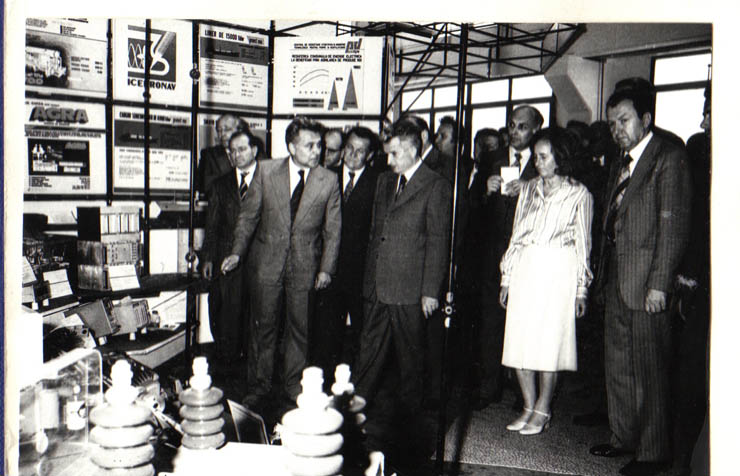 Conducători de partid şi de stat în vizită de lucru la Înstitutul central de cercetări pentru construcţiile de maşini. (7.VI.1979).