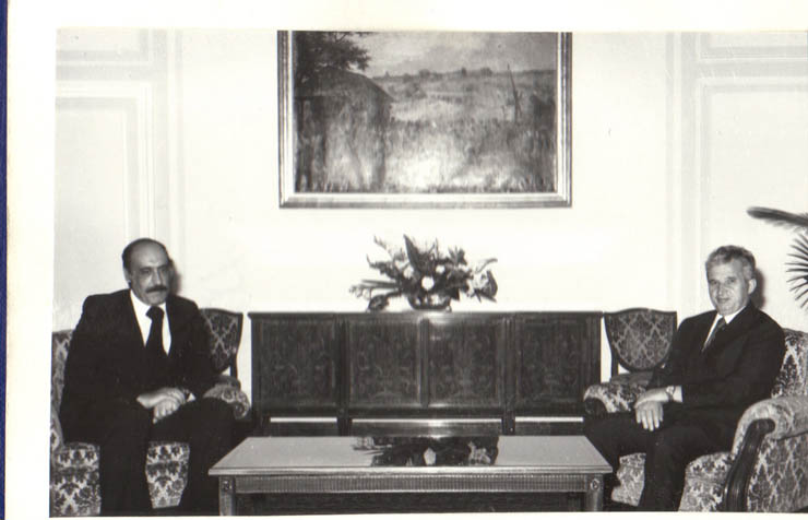 Primirea de către Nicolae Ceauşescu, secretar general al P.C.R, a lui Assem Kansou, secretar general al Partidului Baas Arab Socialist din Liban,care se află în vizită în ţara noastră, la invitaţia C.C. al P.C.R. (8.VI.1979).
