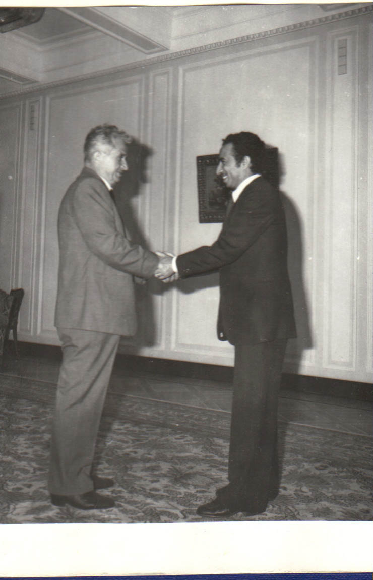 Nicolae Ceauşescu, secretar general al P.C.R, preşedintele R.S.R., a primit pe Muhammad Saleh Mutia, ministrul afacerilor externe al R.D.P. Yemen, care face o vizită oficială în ţara noastră. (4.VII.1979).