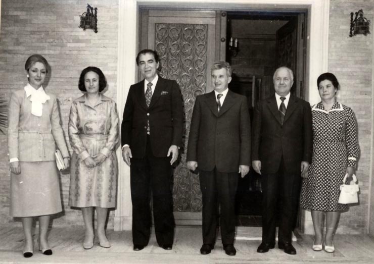 Primirea la Nicolae Ceauşescu şi Elena Ceauşescu a Alteţelor lor Imperiale, prinţul Gholam Reza Pahlavi şi prinţesa Manijeh Pahlavi (Iran). (5 iunie 1976)