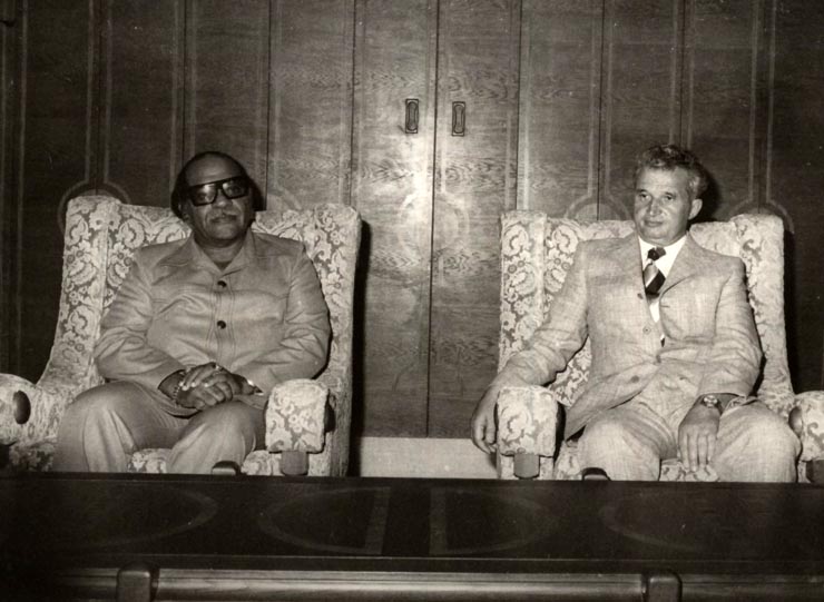 Primirea de către preşedintele Nicolae Ceauşescu, în staţiunea Neptun, a ministrului afacerilor externe din Jamaica, Dudley Joseph Thompson. (5 iulie 1976)