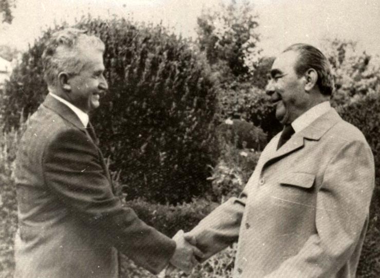 La 3 august 1976, în Crimeea avut loc întâlnirea dintre Nicolae Ceauşescu – aflat la odihnă în Uniunea Sovietică, la invitaţia C.C. al P.C.U.S. şi Leonid Ilici Brejnev. (2-12 august 1976)