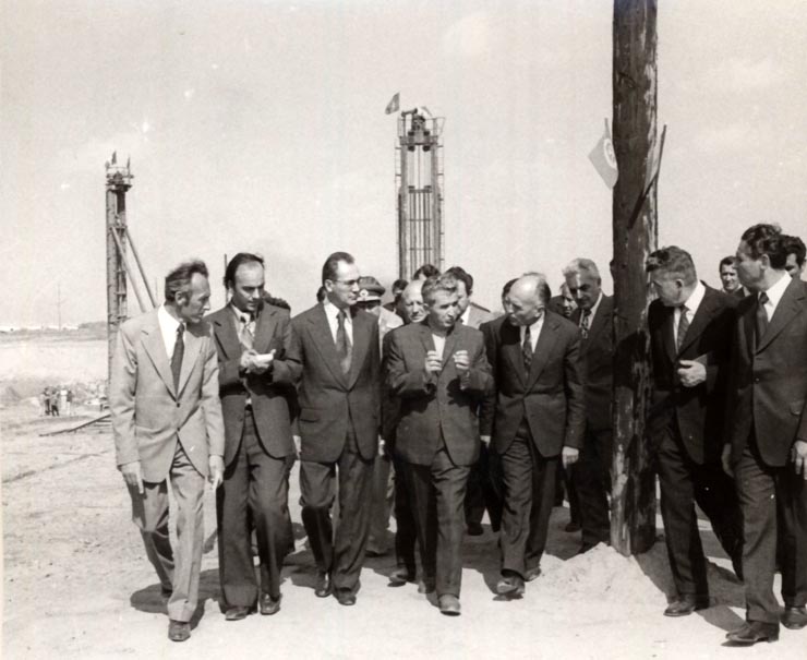 Vizita de lucru a preşedintelui Nicolae Ceauşescu, a altor conducători de partid şi de stat, în judeţul Ialomiţa. La Combinatul siderurgic Călăraşi. (16 septembrie 1976)