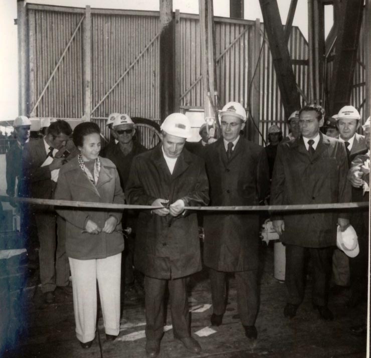Vizita de lucru a lui Nicolae Ceauşescu în judeţul Constanţa. Inaugurarea platformei de foraj marin „Gloria”. (16 septembrie 1976)