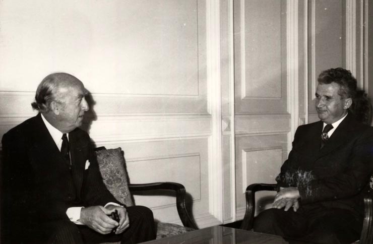 Primirea lordului cancelar, Elwyn Jones, Speakerul Camerei Lorzilor din Anglia. (22 septembrie 1976)