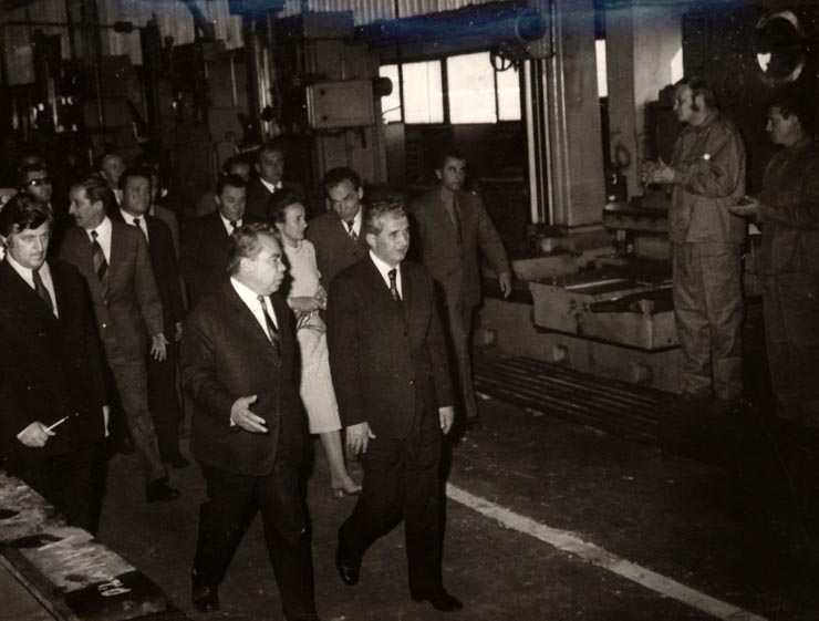 Vizita lui Nicolae Ceauşescu în judeţul Harghita. La Întreprinderea de utilaje şi piese de schimb, Miercurea Ciuc. (5 octombrie 1976)
