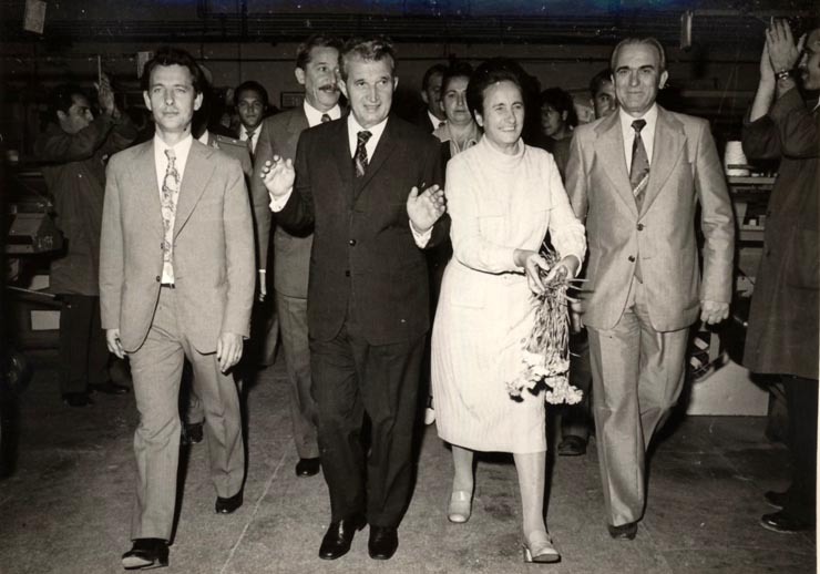 Vizita lui Nicolae Ceauşescu în judeţul Harghita. La Fabrica de tricotaje din Miercurea Ciuc. (5 octombrie 1976)