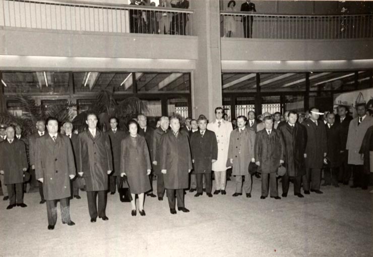 Vizitarea de către Nicolae Ceauşescu, Elena Ceauşescu şi alţi conducători de partid şi de stat a Târgului Internaţional Bucureşti. (16 octombrie 1976)