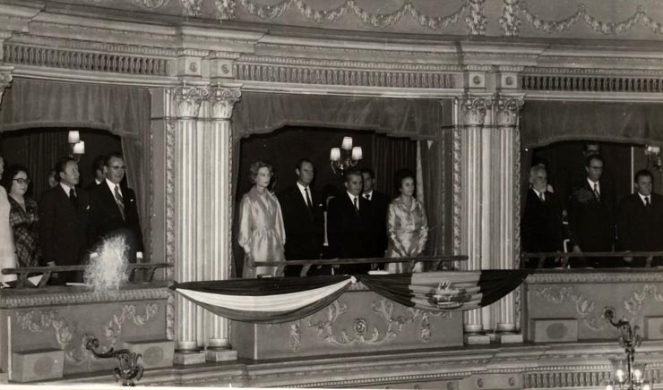 Vizita oficială în România a Alteţei Sale Regale, marele duce Jean al Luxemburgului, împreună cu marea ducesă, Josephine Chartlotte. Participarea la un spectacol de gală la Opera Română. (25-28 octombrie 1976)
