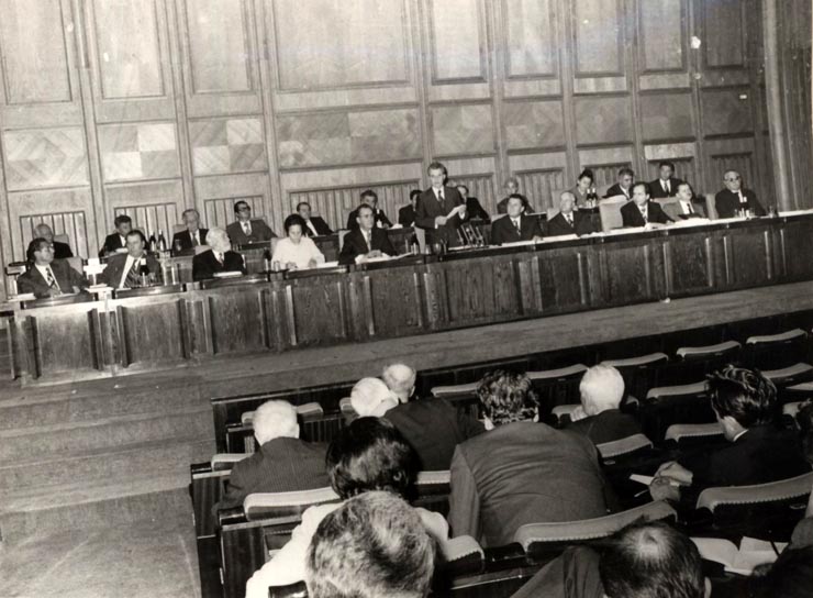 Lucrările Plenarei C.C. al P.C.R. Cuvântarea lui Nicolae Ceauşescu. (2-3 noiembrie 1976)