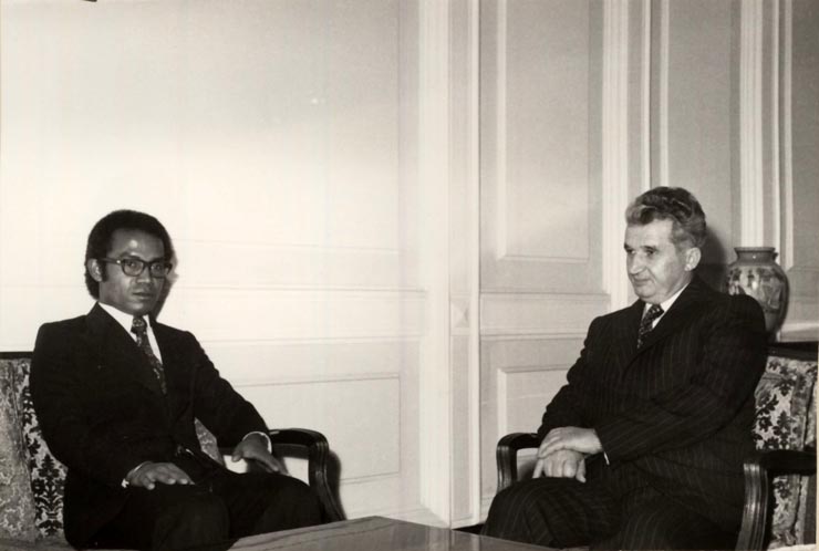 Primirea la preşedintele Nicolae Ceauşescu a ministrului afacerilor externe al republicii Democrate Madagascar, Bruno Rakotomavo. (6 decembrie 1976)