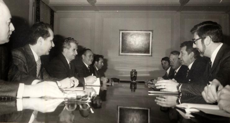 Primirea la preşedintele Nicolae Ceauşescu, a delegaţiei Partidului Socialist Belgian, din care a făcut parte Iosef Ramackers ş.a. (18 februarie 1977)