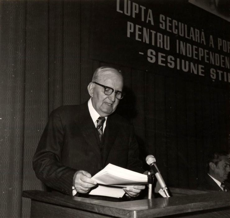 Cuvântarea lui Ion Popescu Puţuri la sesiunea ştiinţifică având ca temă „Lupta seculară a poporului român pentru independenţă naţională”, organizată la Academia „Ştefan Gheorghiu”. (4-6 mai 1977)