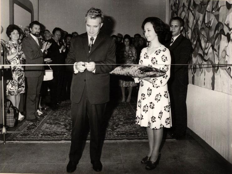 Inaugurarea expoziţiei de carte şi mijloace de informare şi educare a maselor. (25 mai 1977)
