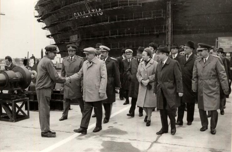 Vizita de lucru a lui Nicolae Ceauşescu, a celorlalţi conducători de partid şi de stat, în judeţul Constanţa. La Şantierul naval Mangalia. (27-28 mai 1977)