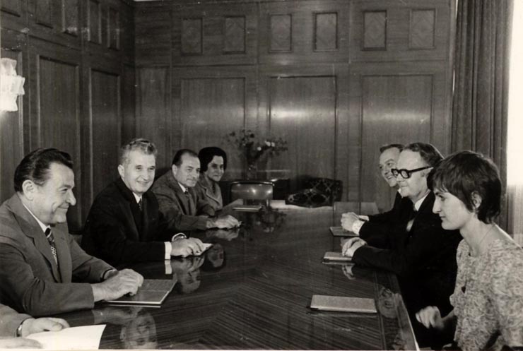 Primirea de către preşedintele Nicolae Ceauşescu a delegaţiei partidului Laburist din Marea Britanie, condusă de Ron Hayward, secretarul general al partidului. (11 iunie 1977)