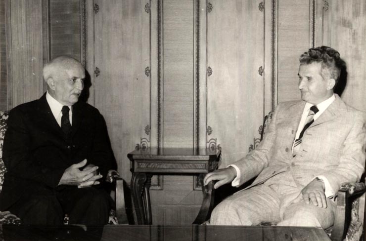Întâlnirea preşedintelui Nicolae Ceauşescu cu Jorge del Prado, secretar general al P.C. Peruan, care a făcut o vizită oficială în România. (20 iunie 1977)