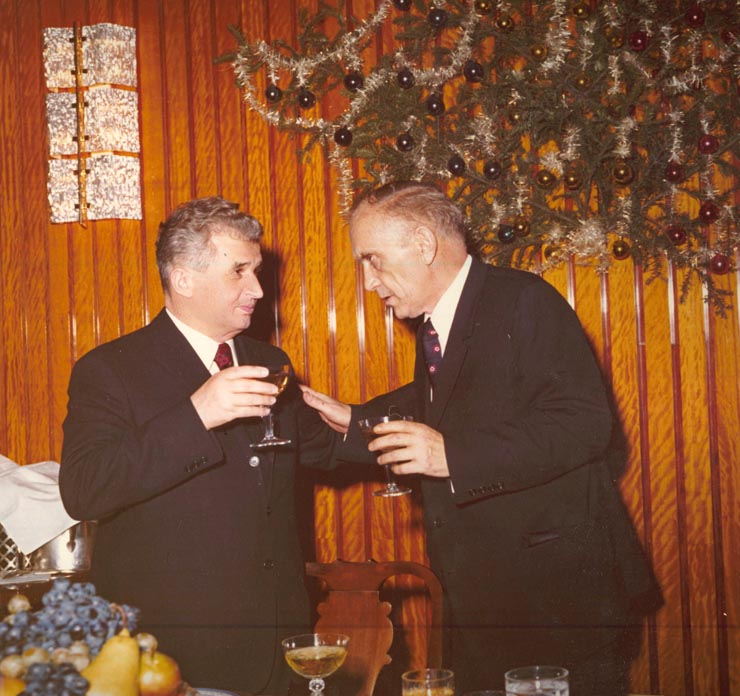 Revelion Aniversari Vanatori 1976