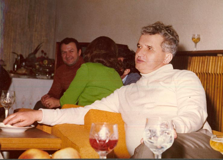 Revelion Aniversari Vanatori 1976