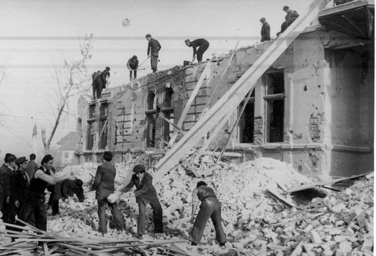 Comunism dupa 1945