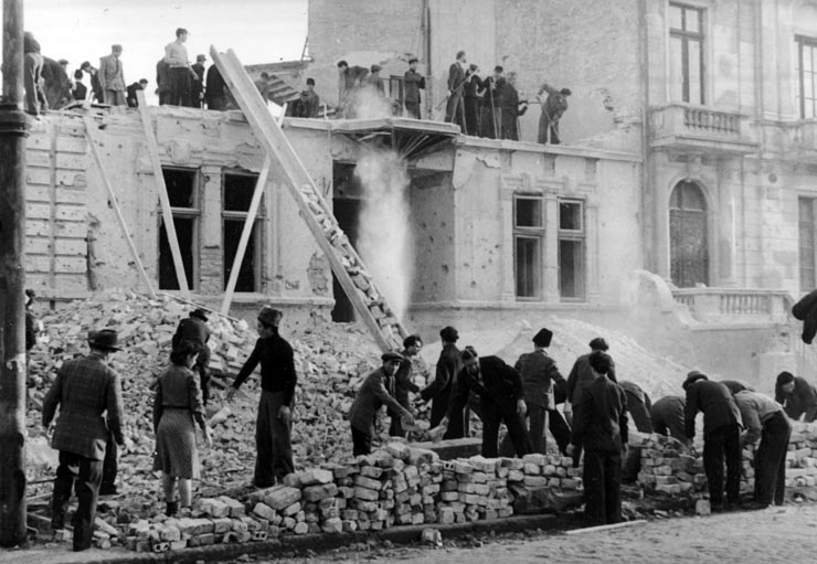 Comunism dupa 1945