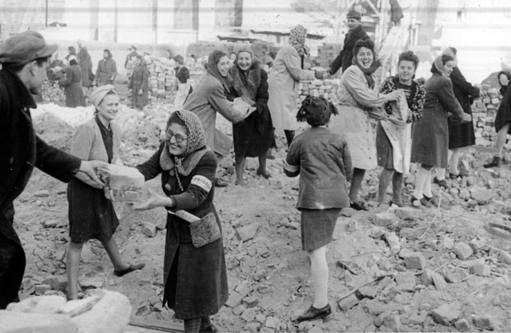 Comunism dupa 1945