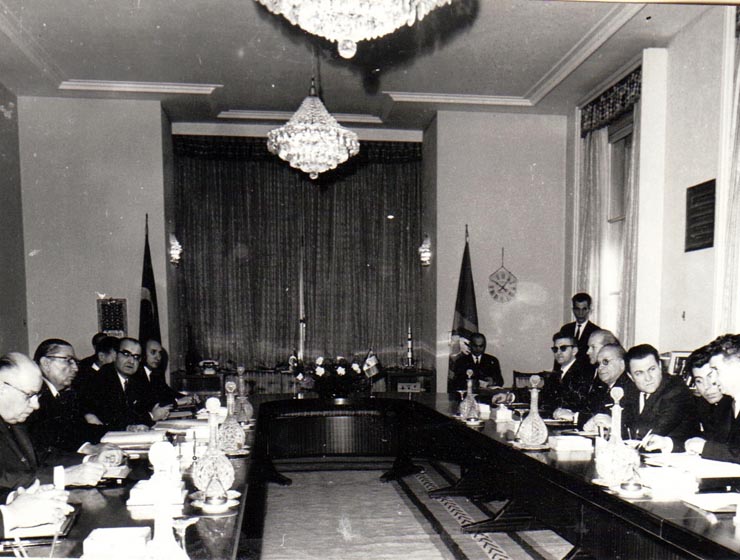 Aspect din timpul convorbirilor oficiale între preşedintele Consiliului de Stat al R.S.R. şi preşedintele Republicii Turcia, generalul Cevdet Sunay, ce au avut loc la palatul prezidenţial „Cankaga” din Ankara.1969.(25 martie 1969).